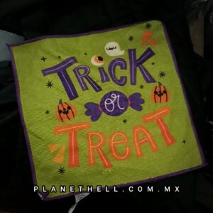 FRANELA - TRICK OR TREAT